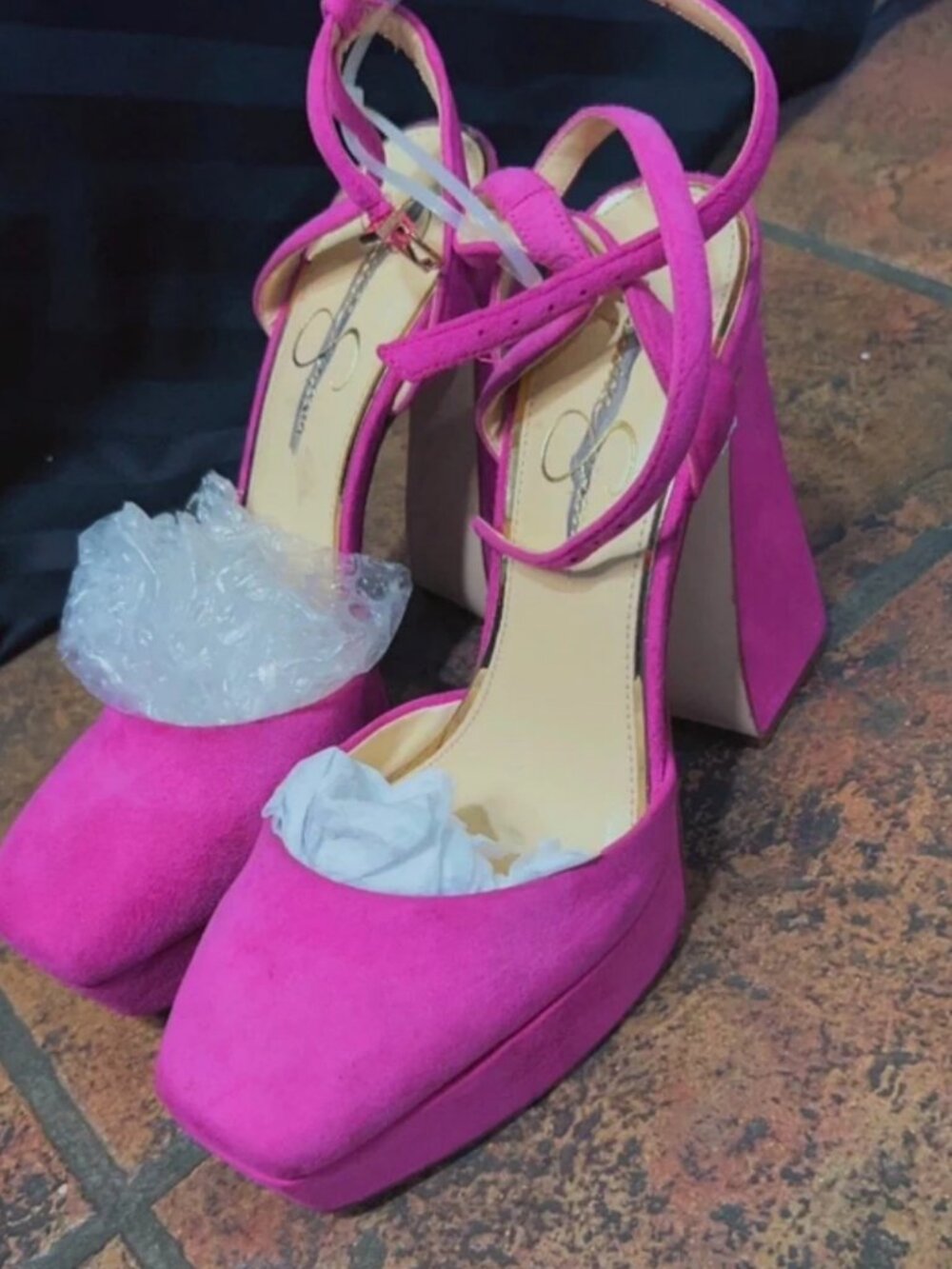 Steve Madden SZ 9 Fushia heels